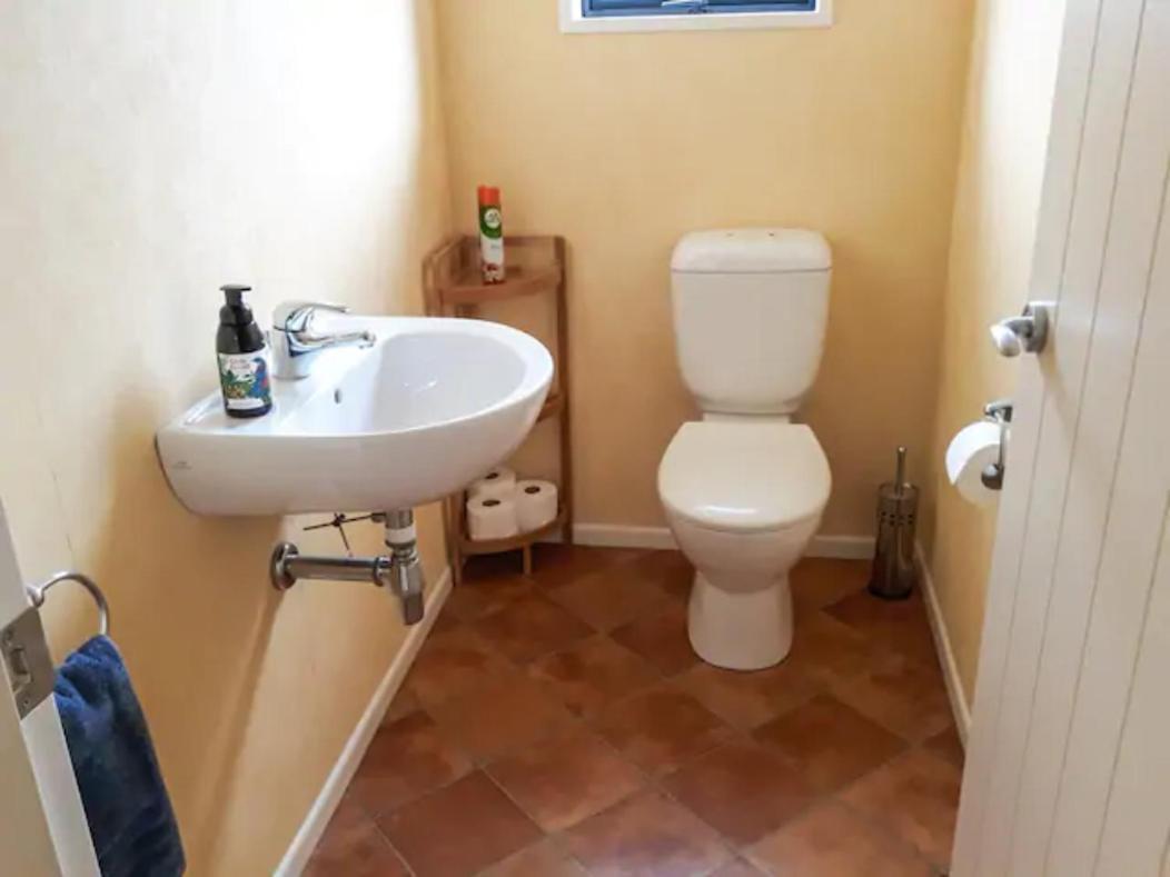 Quiet Homestay, Private Room With Own Bathroom Paraparaumu Exterior foto